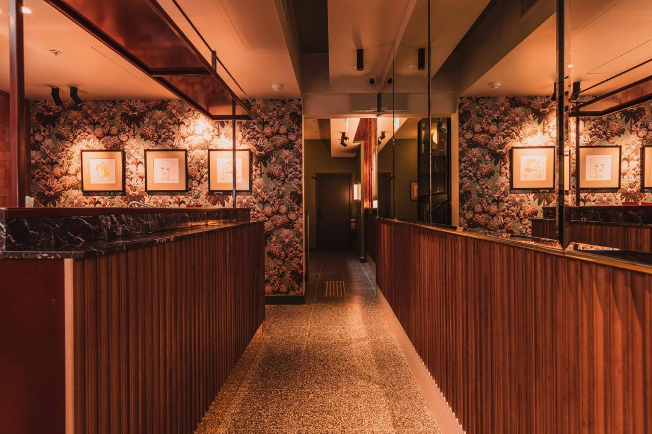 ホテル The Sarah By Urban Rest シドニー エクステリア 写真